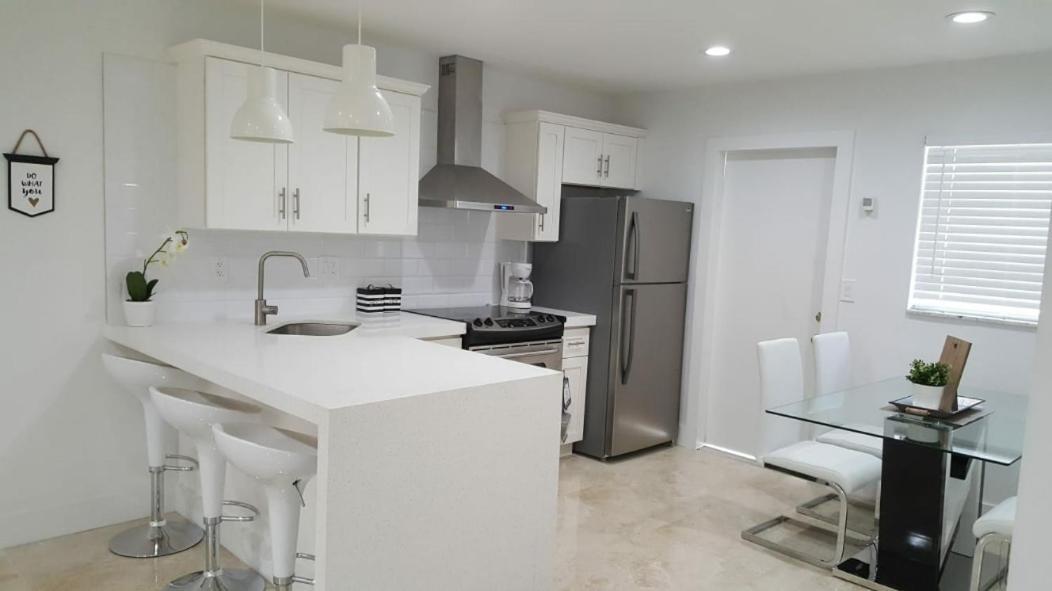 N61 Apartman Hollywood Kültér fotó
