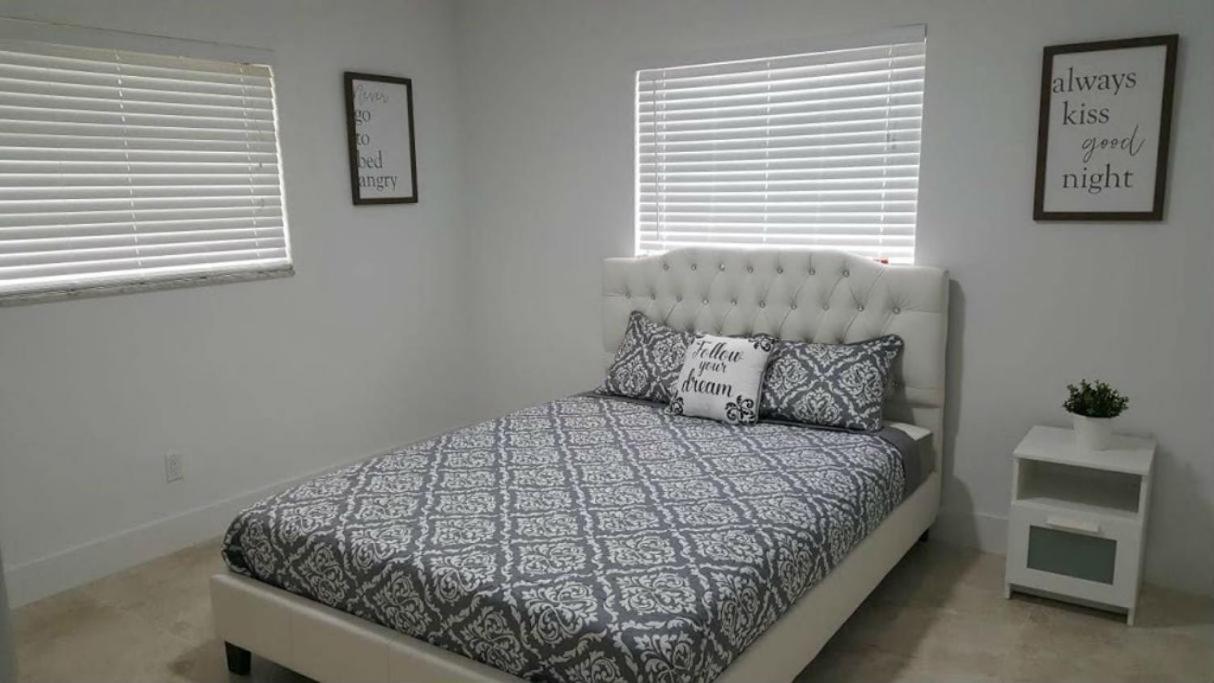 N61 Apartman Hollywood Kültér fotó