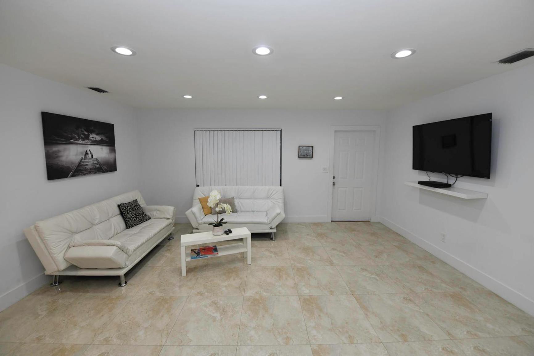 N61 Apartman Hollywood Kültér fotó