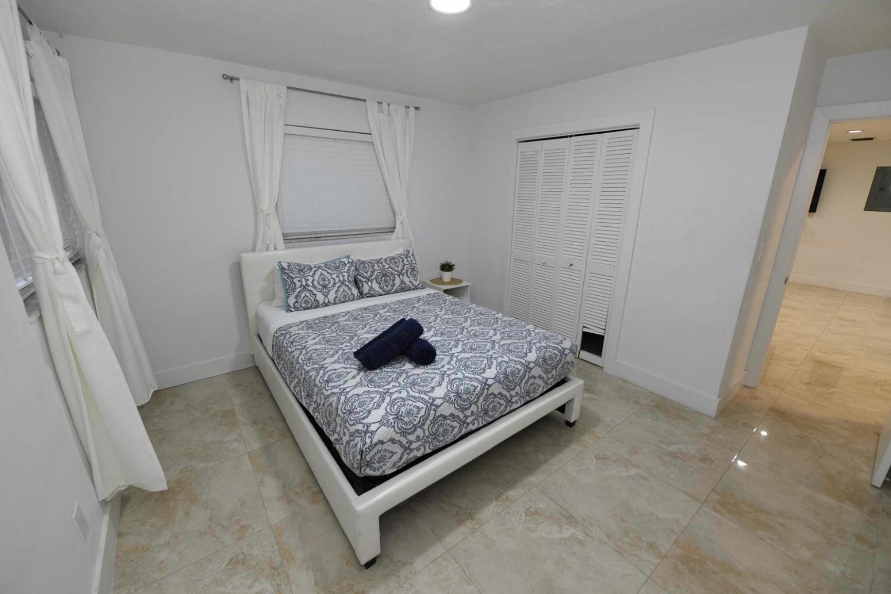 N61 Apartman Hollywood Kültér fotó
