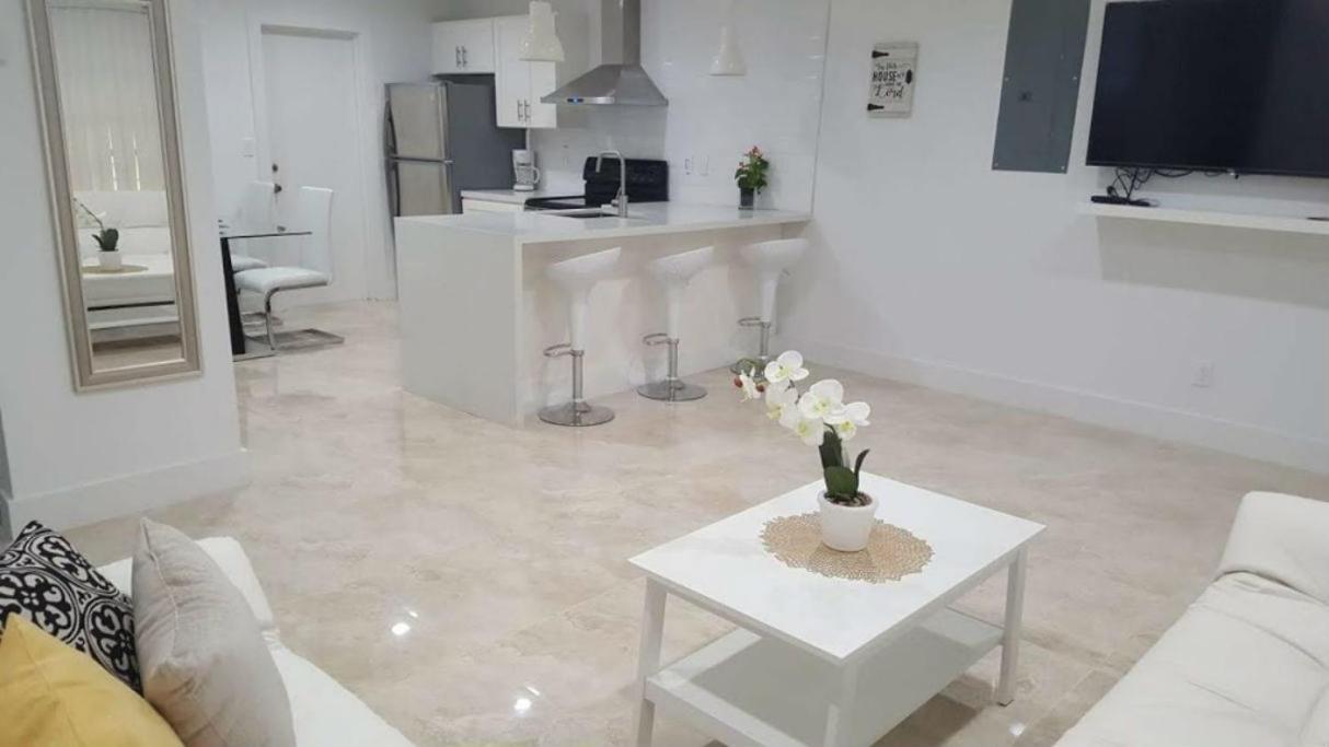 N61 Apartman Hollywood Kültér fotó